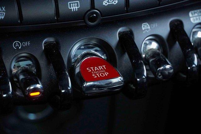 used 2023 MINI Hardtop car, priced at $27,991