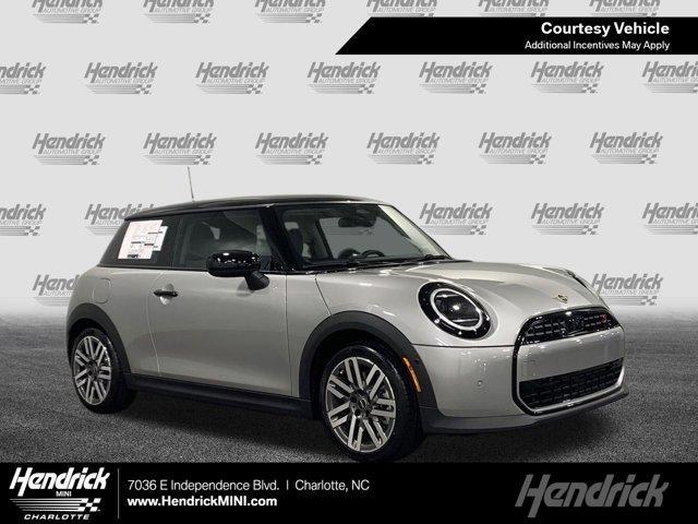 used 2025 MINI Hardtop car, priced at $35,755