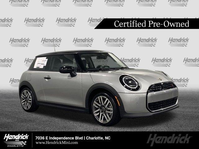 used 2025 MINI Hardtop car, priced at $32,991