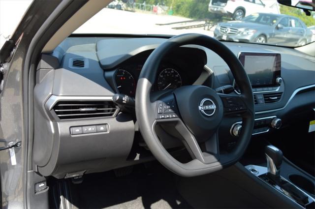 new 2025 Nissan Altima car, priced at $26,505