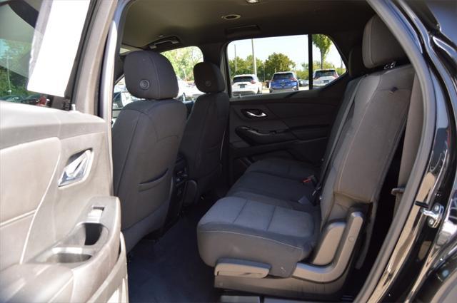 used 2023 Chevrolet Traverse car, priced at $24,111