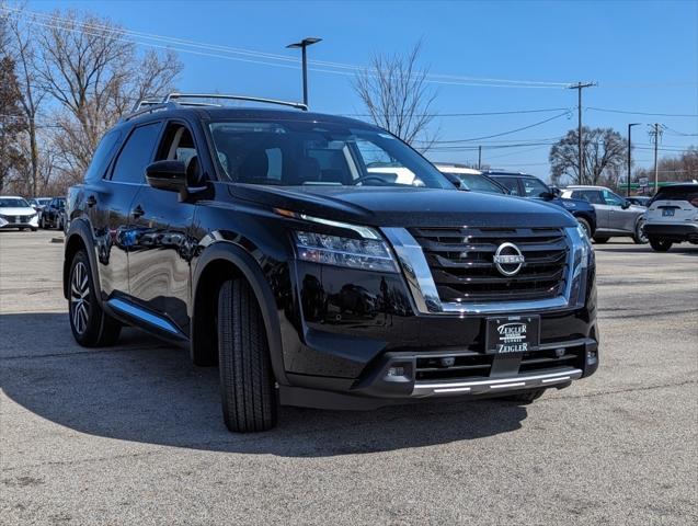 new 2024 Nissan Pathfinder car, priced at $45,346