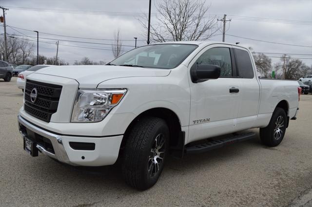 new 2024 Nissan Titan car, priced at $46,090