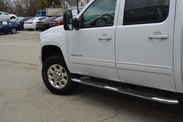 used 2013 GMC Sierra 2500 car, priced at $30,441