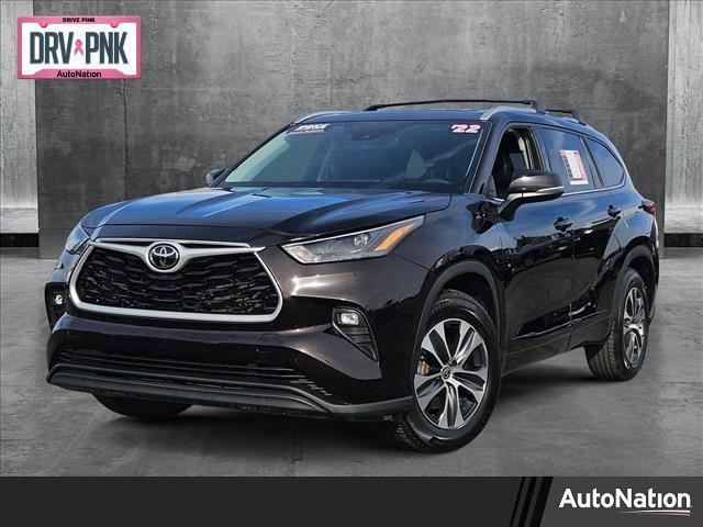 used 2022 Toyota Highlander car, priced at $26,448