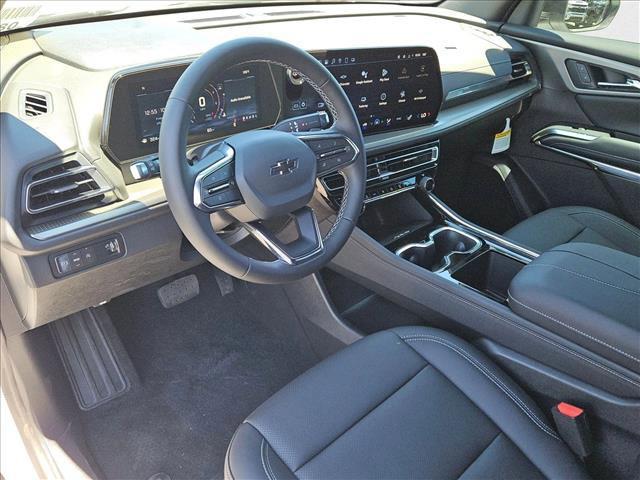 new 2025 Chevrolet Traverse car, priced at $40,980