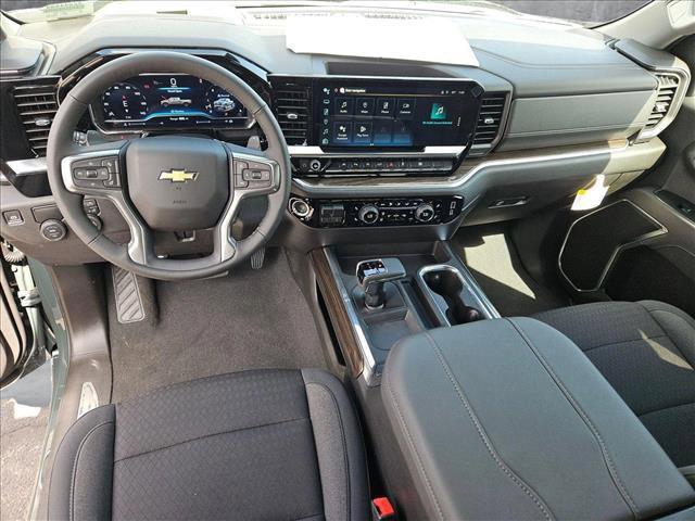 new 2025 Chevrolet Silverado 1500 car, priced at $52,679