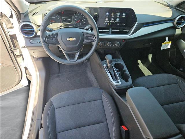 new 2025 Chevrolet Trax car, priced at $22,843