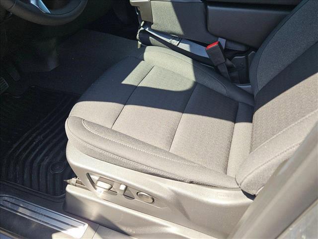 new 2025 Chevrolet Silverado 1500 car, priced at $41,640
