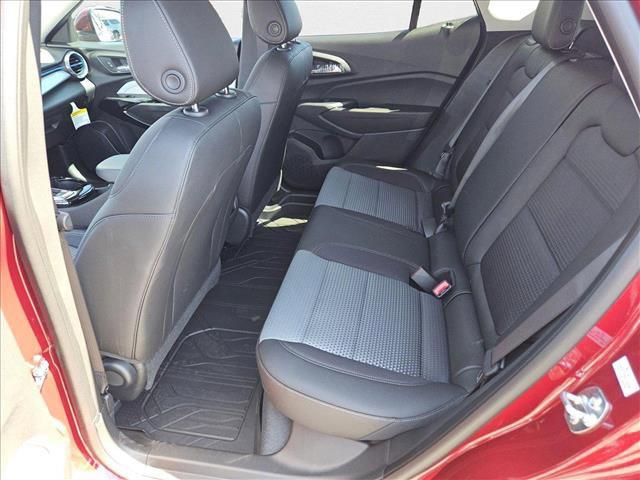 new 2025 Chevrolet Trax car, priced at $22,925