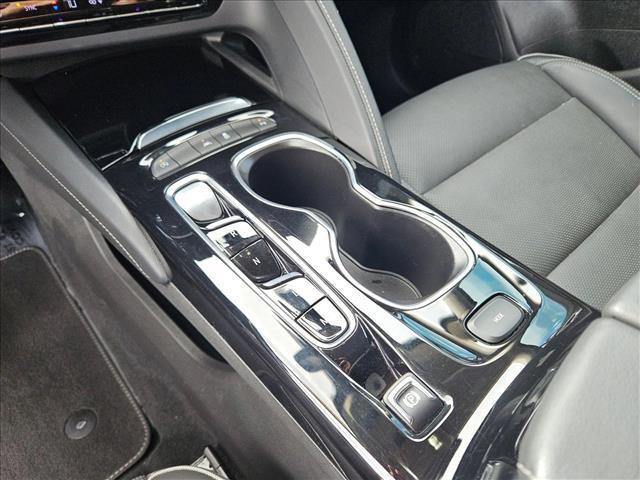 used 2023 Buick Envision car, priced at $24,991