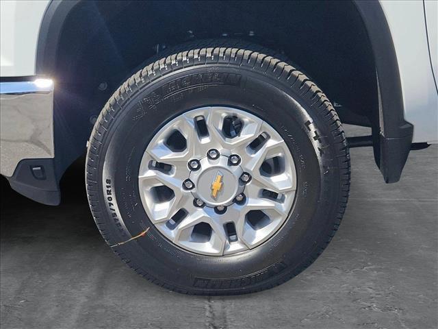 new 2025 Chevrolet Silverado 2500 car, priced at $70,681