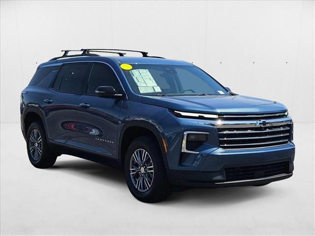new 2025 Chevrolet Traverse car, priced at $42,366