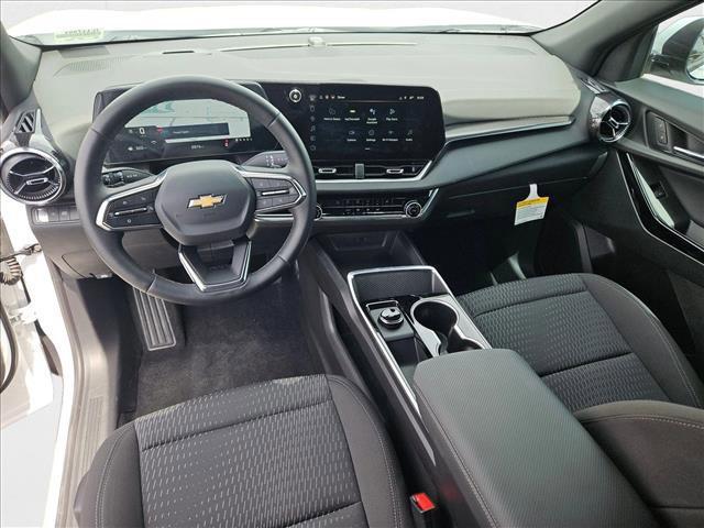 new 2026 Chevrolet Equinox car, priced at $29,807
