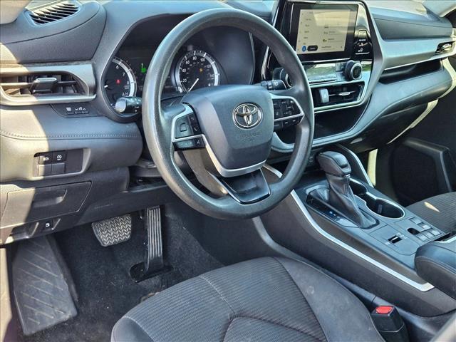 used 2023 Toyota Highlander car, priced at $29,155