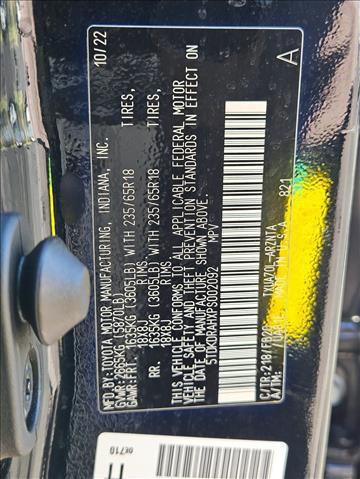 used 2023 Toyota Highlander car, priced at $29,155