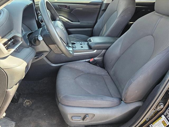 used 2023 Toyota Highlander car, priced at $29,155