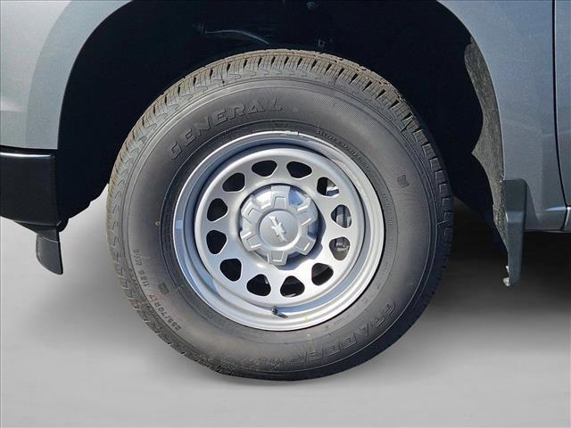 new 2026 Chevrolet Silverado 1500 car, priced at $31,215