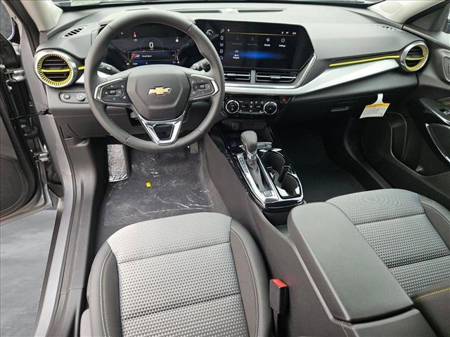 new 2025 Chevrolet Trax car, priced at $25,788