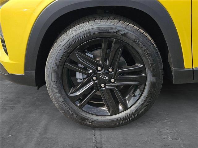 new 2025 Chevrolet Trax car, priced at $25,134
