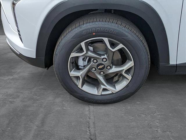 new 2025 Chevrolet Trax car, priced at $25,007