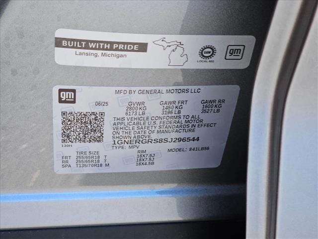 new 2025 Chevrolet Traverse car, priced at $42,366
