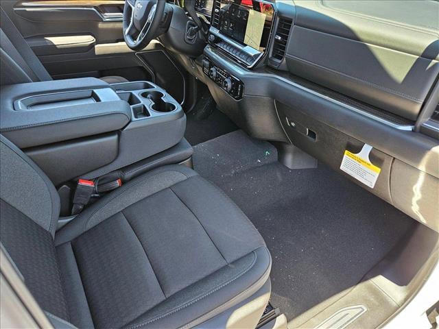 new 2025 Chevrolet Silverado 1500 car, priced at $47,140