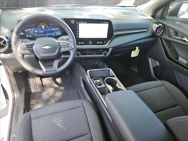new 2026 Chevrolet Equinox car, priced at $30,316
