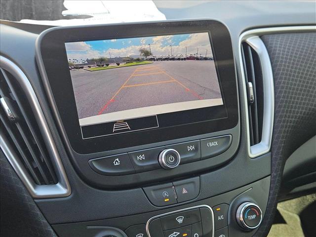 new 2025 Chevrolet Malibu car, priced at $23,284