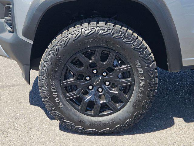 new 2025 Chevrolet Colorado car, priced at $39,773