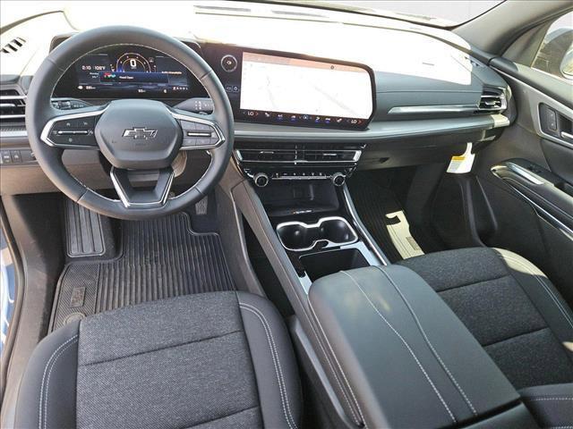 new 2025 Chevrolet Traverse car, priced at $43,162