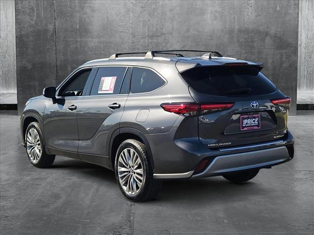 used 2021 Toyota Highlander Hybrid car, priced at $31,485