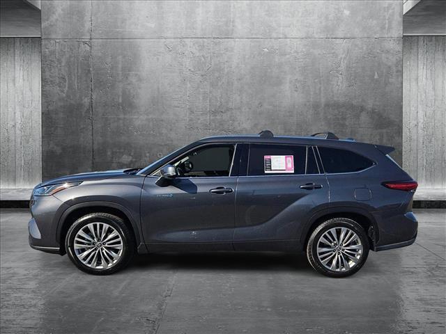 used 2021 Toyota Highlander Hybrid car, priced at $31,485