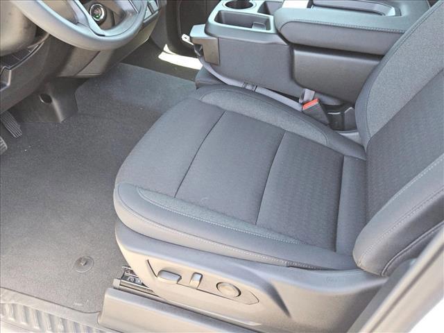 new 2025 Chevrolet Silverado 1500 car, priced at $40,360