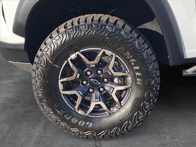 new 2025 Chevrolet Colorado car, priced at $47,365