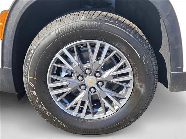 new 2026 Chevrolet Traverse car, priced at $47,079