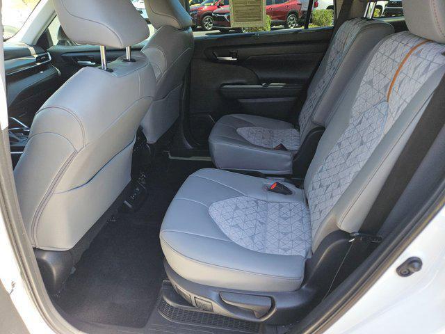 used 2023 Toyota Highlander Hybrid car, priced at $42,498