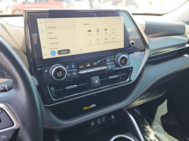 used 2023 Toyota Highlander Hybrid car, priced at $42,498