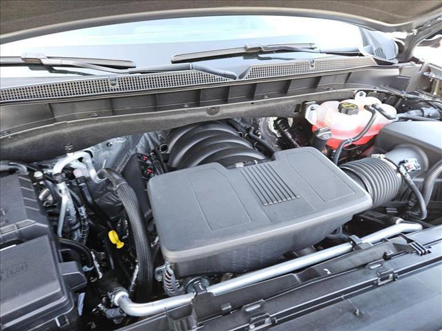 new 2025 Chevrolet Suburban car, priced at $82,557