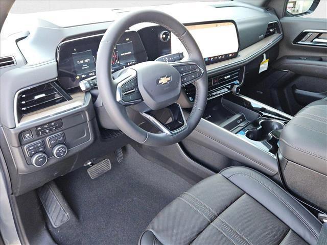 new 2025 Chevrolet Suburban car, priced at $79,694