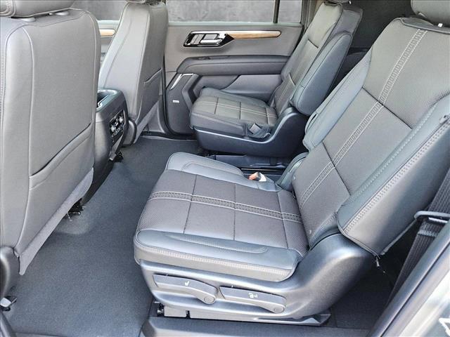 new 2025 Chevrolet Suburban car, priced at $82,557
