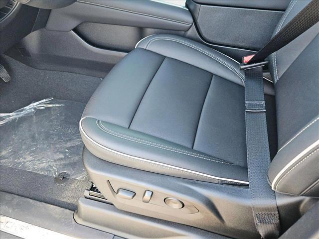 new 2025 Chevrolet Suburban car, priced at $77,644