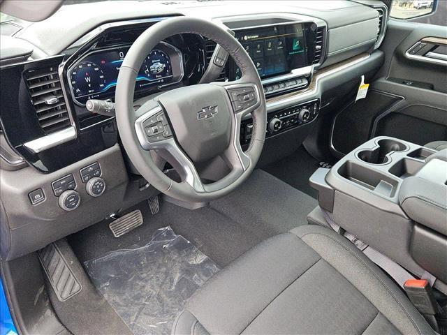 new 2025 Chevrolet Silverado 1500 car, priced at $47,535