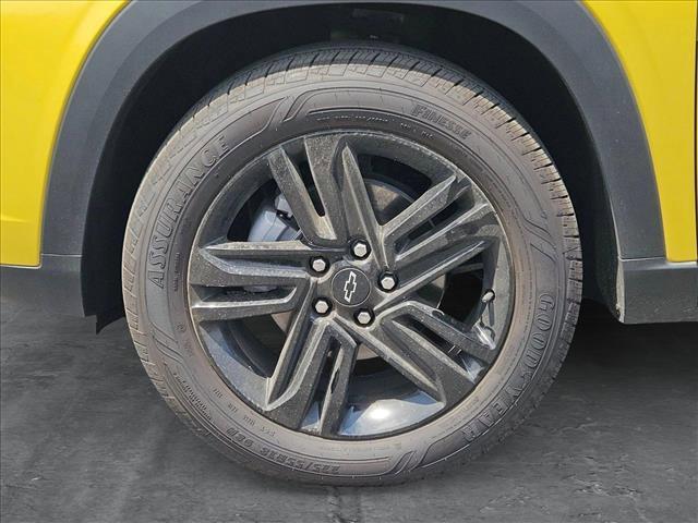 new 2025 Chevrolet Trax car, priced at $23,880