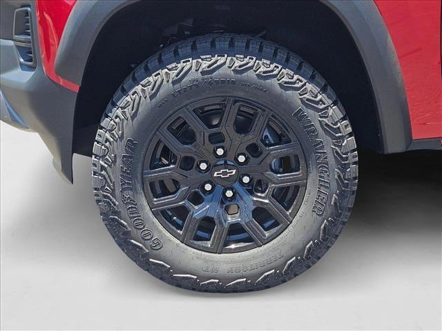 new 2025 Chevrolet Colorado car, priced at $42,629