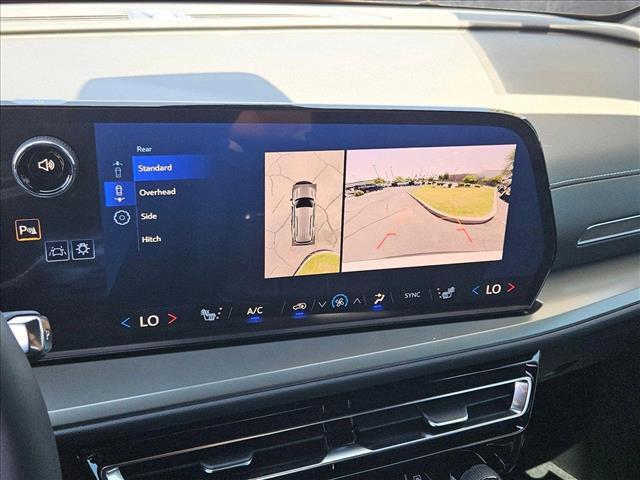 new 2025 Chevrolet Traverse car, priced at $42,366