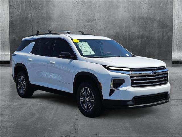 new 2025 Chevrolet Traverse car, priced at $42,366