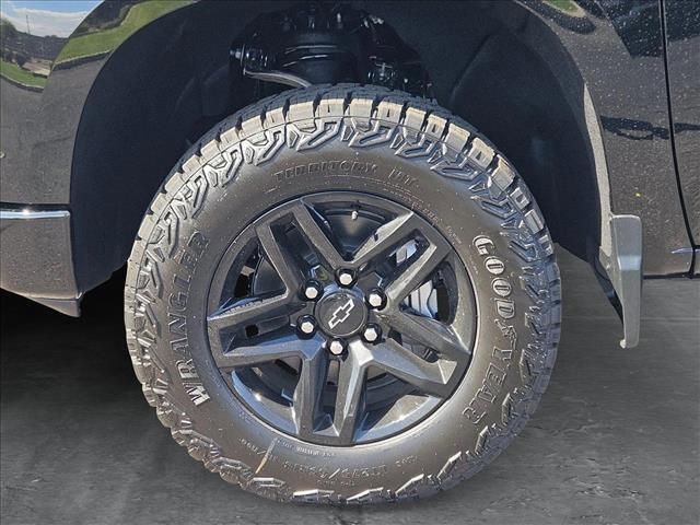 new 2025 Chevrolet Silverado 1500 car, priced at $47,168