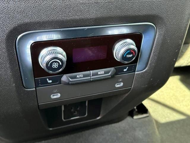 used 2021 GMC Yukon car, priced at $41,998