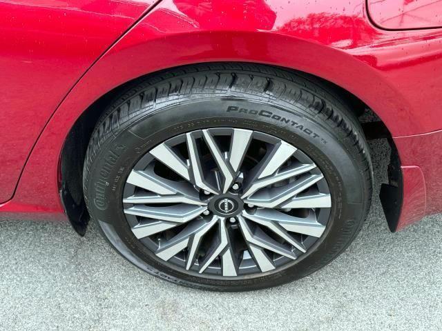 used 2023 Nissan Altima car, priced at $21,998